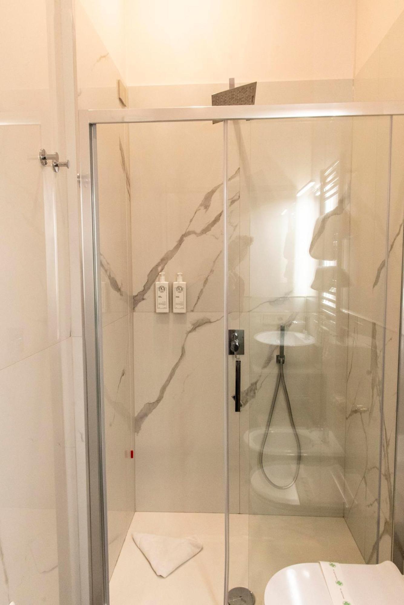 Adelaide Suite Dreams Rom Exterior foto